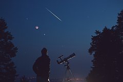 Россияне увидят серебристые облака и сближение Луны и Юпитера
