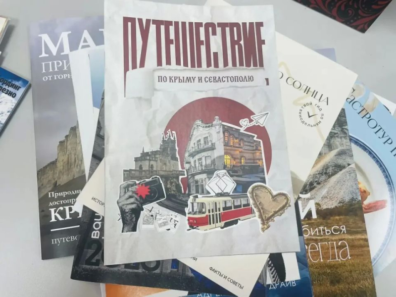 Студенты-дизайнеры Севастопольского профессионального художественного колледжа защитили курсовые работы