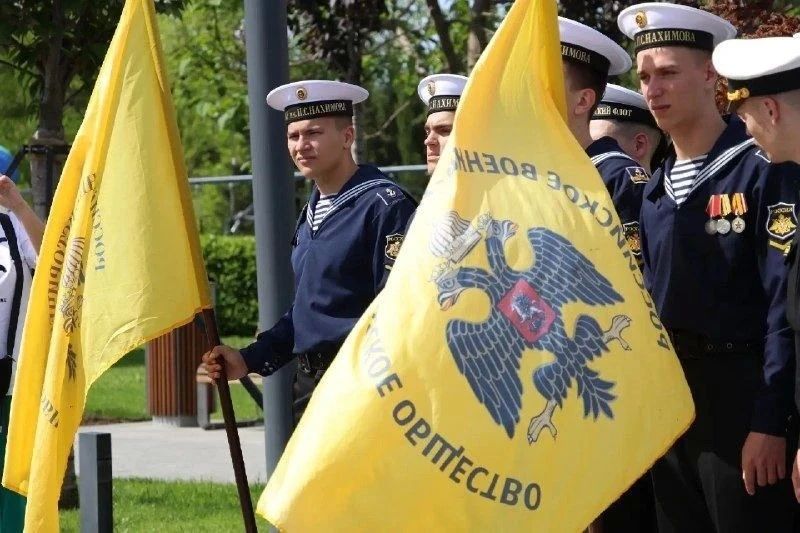 В Балаклаве прошла военноисторическая церемония «Вечерняя зоря»