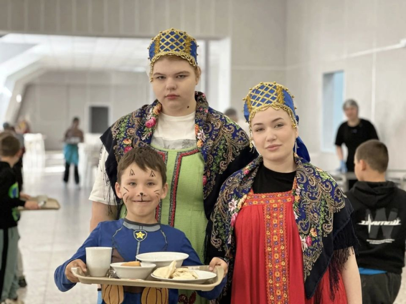 В детских оздоровительных лагерях «Ласпи» и «Горный» отметили День России