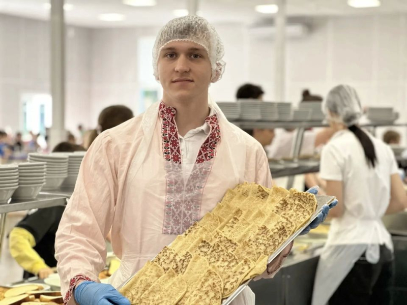В детских оздоровительных лагерях «Ласпи» и «Горный» отметили День России