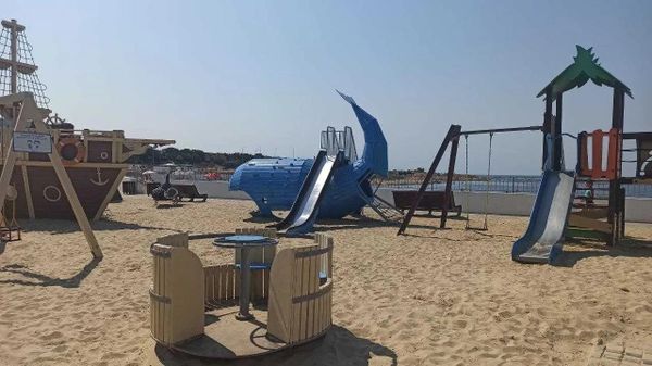 Пляж в Севастополе