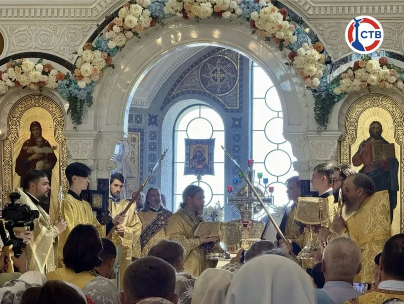 Торжественное богослужение прошло в Новом Херсонесе в честь праздника