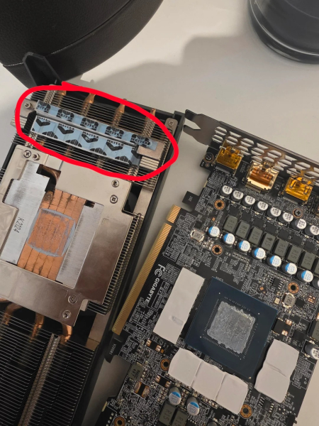 Карта GeForce RTX 3070&nbsp;несколько лет работала с&nbsp;постоянным перегревом из‑за неправильной заводской сборки