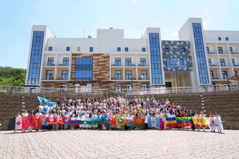 Лето — не только отдых, но и время для профессиональной перезагрузки!