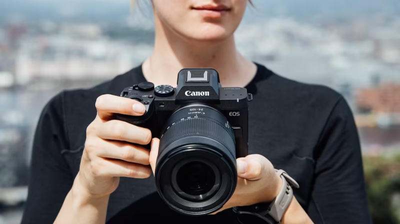 Canon представила полнокадровую беззеркальную фотокамеру EOS R8&nbsp;Mark II