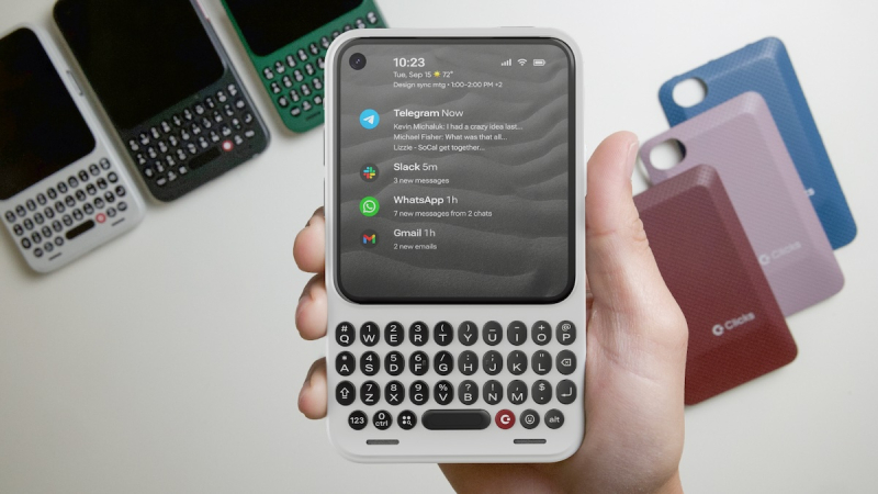 Clicks начнёт поставки своего первого смартфона Clicks Communicator в&nbsp;декабре