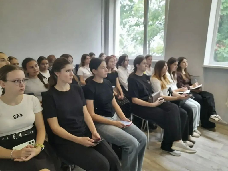 Экологическая практика: студенты педагогического колледжа Институт развития образования посетили Центр эколого-натуралистического творчества учащейся молодежи
