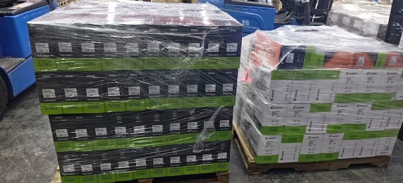 ИИ‑компании массово закупают RTX 5090, а до обычных пользователей доходит малая часть таких видеокарт