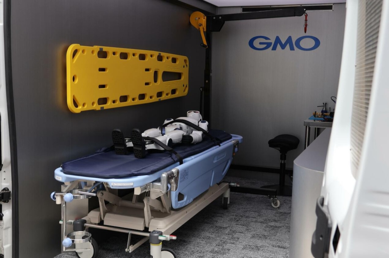 Японская компания GMO AI & Robotics представила проект для роботов GMO Humanoid Ambulance