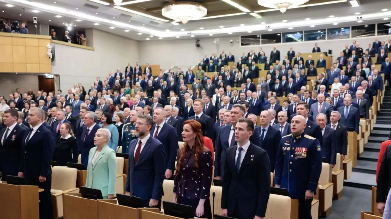 Госдума девятого созыва начала работу: Татьяна Лобач продолжит представлять Севастополь