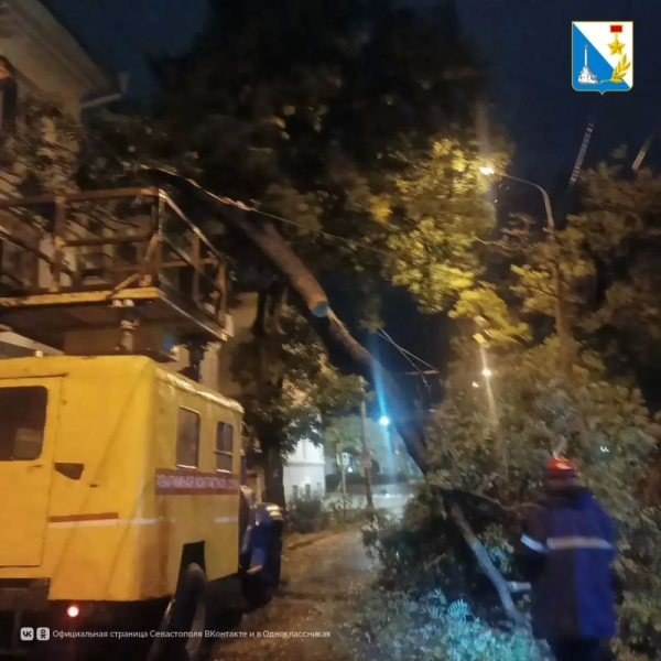 Севавтодор устраняет последствия непогоды