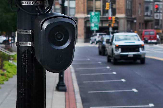 Стартап Flock Safety сократит несколько сотен рабочих мест после программы добровольных увольнений в сентябре