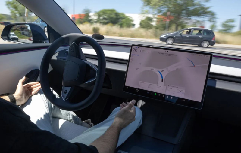 Tesla переименовала систему Full Self‑Driving в Tesla Assisted Driving в Европе