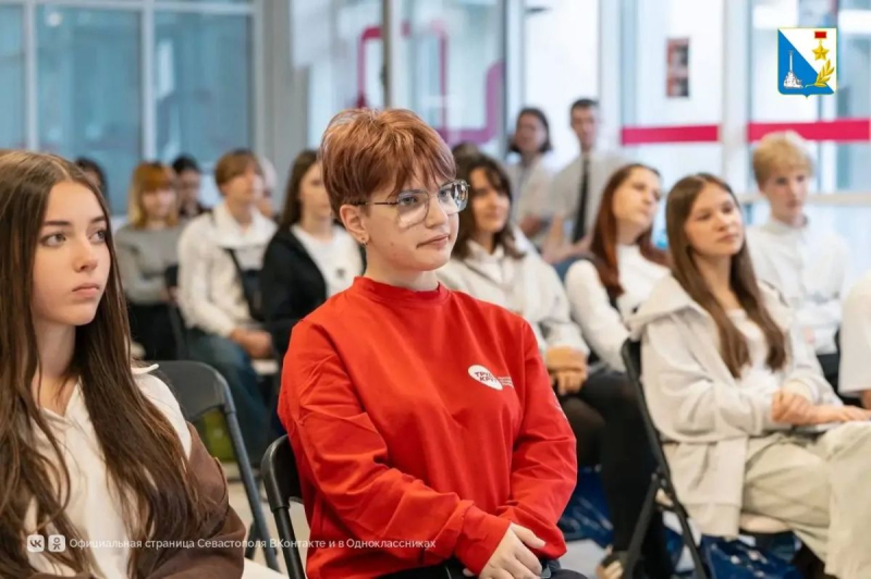 В СевГУ завершился интенсив «Будь в ТОПе!» для школьных трудовых отрядов