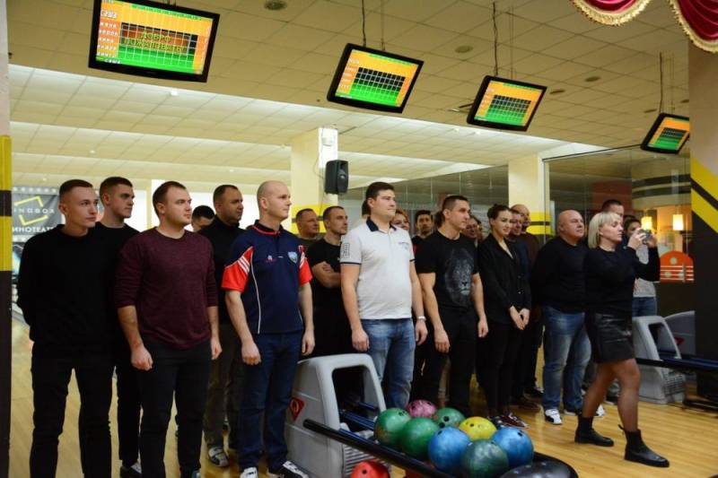 Команда прокуратуры Крыма заняла первое место в соревнованиях по боулингу
