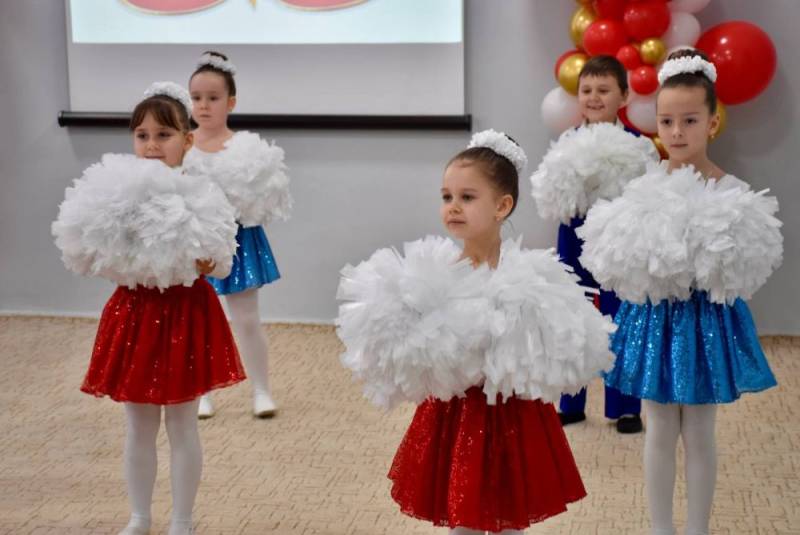Сегодня в Гагаринском районе Севастополя праздник - детский сад № 90 отметил 55-летие со дня основания