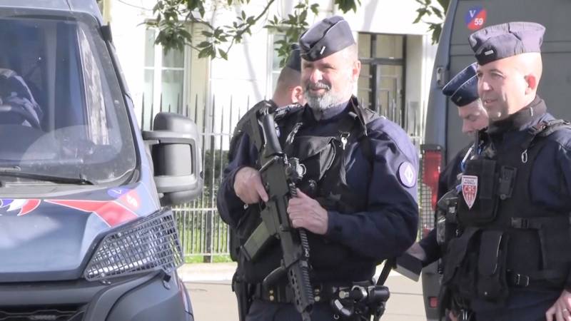 Смертоносная атака с ножом в центре Бордо потрясла французов